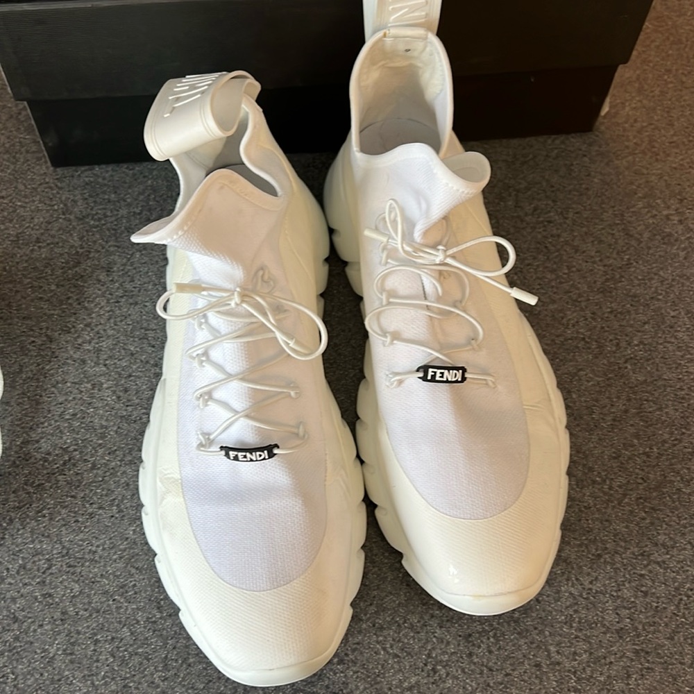 Fendi size 9 lightly used